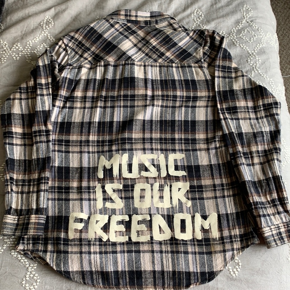 Plaid Button Down Shirt with Graphic Design